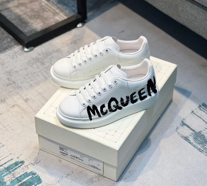 The Allure of Alexander McQueen Shoes Replica and Sneakers Fake: What You Need to Know