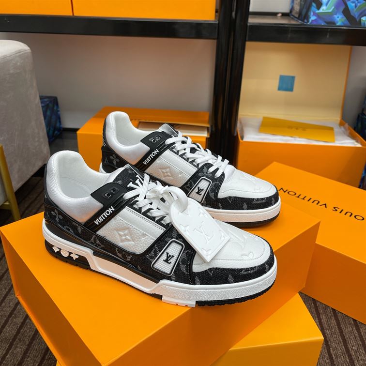 Louis Vuitton Sneakers