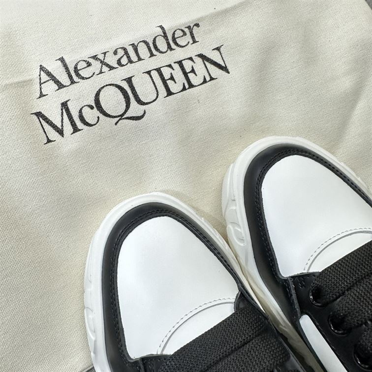 ALEXANDER MCQUEEN COURT TRAINERS - M053