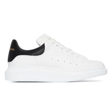 ALEXANDER MCQUEEN OVERSIZED SNEAKER - M002