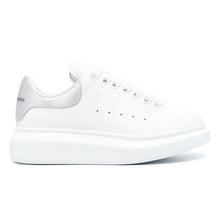 ALEXANDER MCQUEEN OVERSIZED SNEAKER - M006