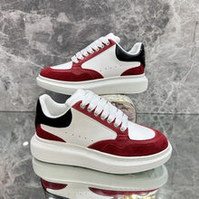 ALEXANDER MCQUEEN OVERSIZED SNEAKER - M012