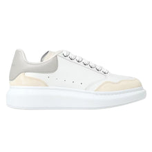 ALEXANDER MCQUEEN OVERSIZED SNEAKER - M015