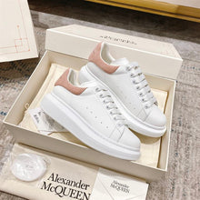 ALEXANDER MCQUEEN OVERSIZED SNEAKER - M023