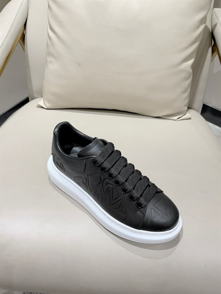 ALEXANDER MCQUEEN OVERSIZED SNEAKER QUILTED BLACK - M021