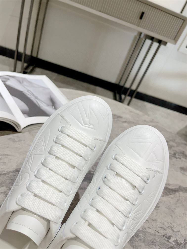 ALEXANDER MCQUEEN OVERSIZED SNEAKER QUILTED WHITE - M022