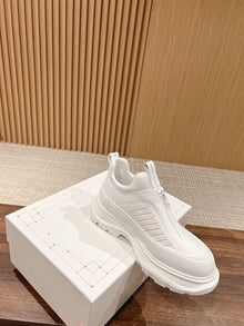 ALEXANDER MCQUEEN TREAD SLICK SNEAKERS - M049