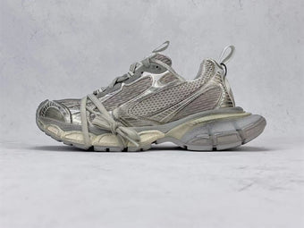 BALENCIAGA 3XL SNEAKER IN OFF WHITE - B028