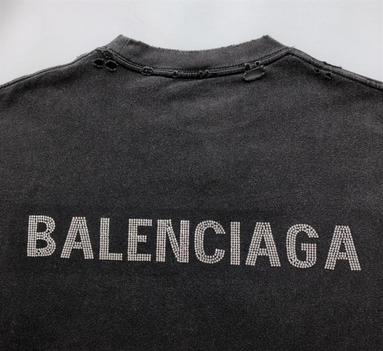 BALENCIAGA BACK T-SHIRT MEDIUM FIT IN BLACK - Y034