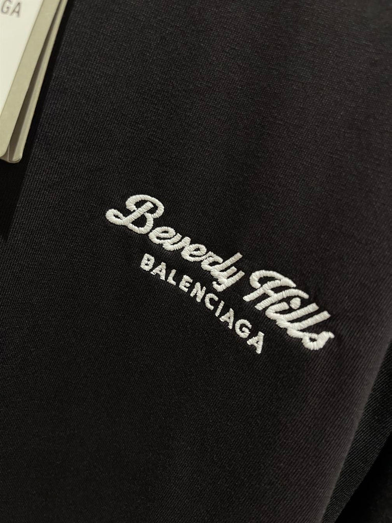 BALENCIAGA BEVERLY HILLS T-SHIRT MEDIUM FIT IN BLACK - Y038