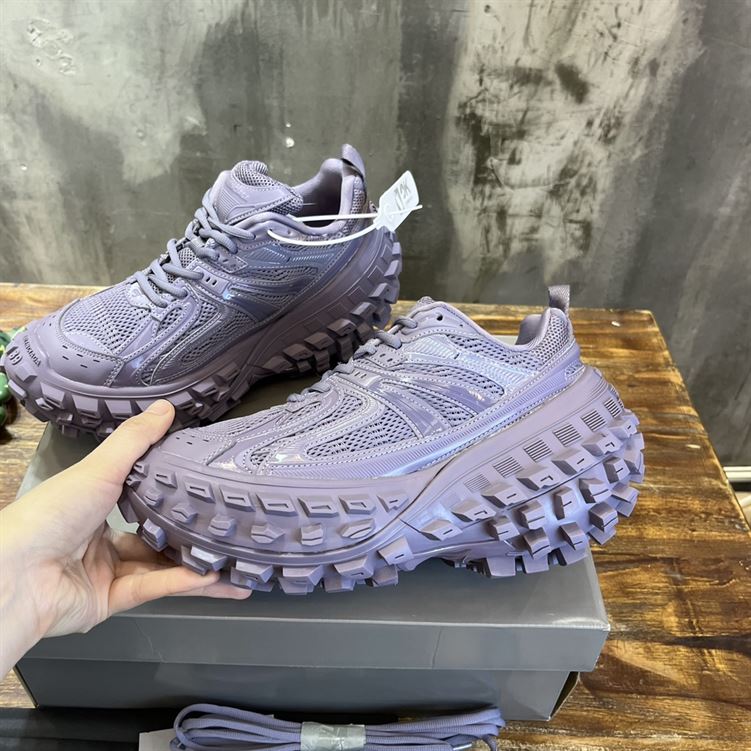 BALENCIAGA BOUNCER SNEAKER IN PURPLE - B053