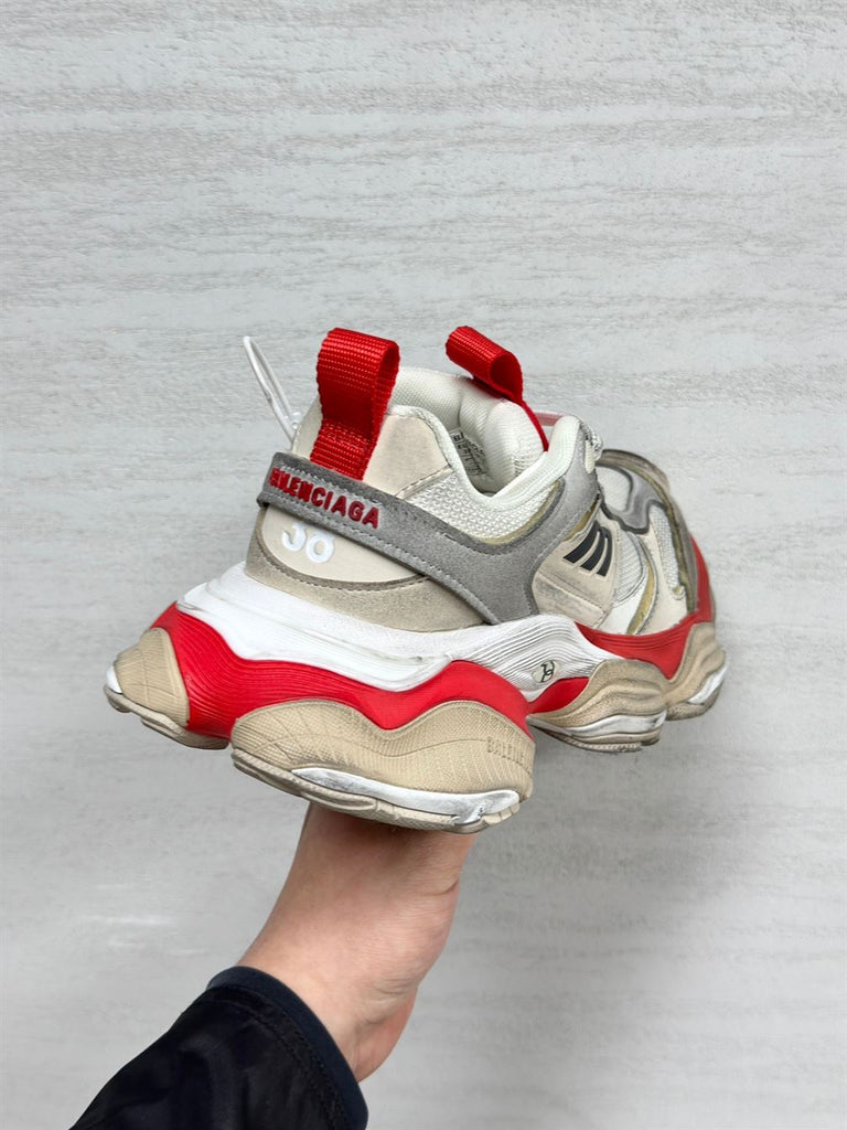 BALENCIAGA CARGO SNEAKER IN BEIGE/GREY/RED - B001