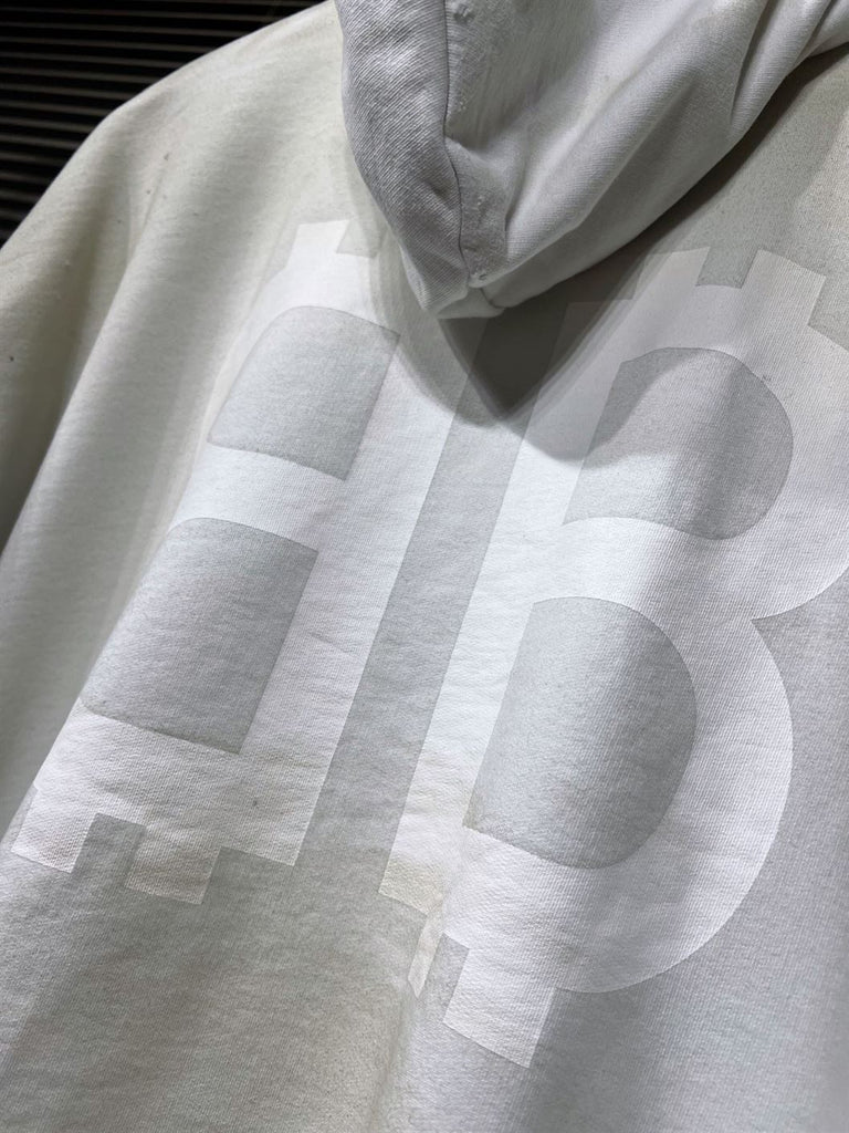 BALENCIAGA CRYPTO HOODIE MEDIUM FIT IN WHITE - BH039