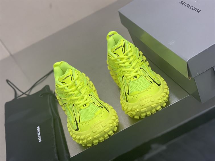 BALENCIAGA DEFENDER TRAINERS FLUO YELLOW - B057