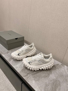 BALENCIAGA DEFENDER TRAINERS LIGHT BEIGE - B049