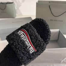 BALENCIAGA FURRY SLIDE BLACK - E047