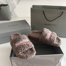 BALENCIAGA FURRY SLIDE BROWN - E049