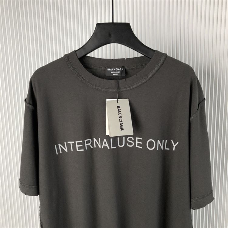 BALENCIAGA INTERNAL USE ONLY INSIDE-OUT T-SHIRT IN BLACK - Y022