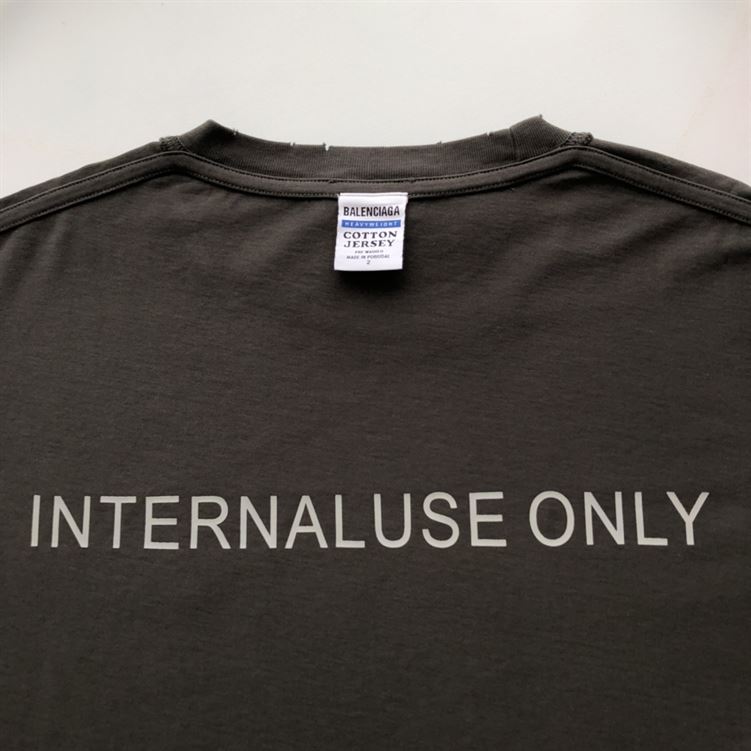 BALENCIAGA INTERNAL USE ONLY INSIDE-OUT T-SHIRT IN BLACK - Y022