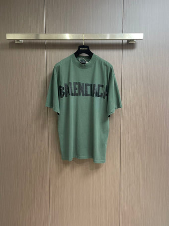 BALENCIAGA NEW TAPE TYPE T-SHIRT MEDIUM FIT IN DARK GREEN - Y007