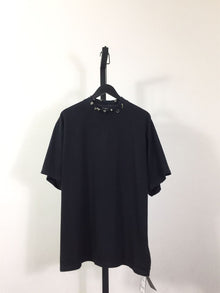 BALENCIAGA PIERCED T-SHIRT OVERSIZED IN BLACK - Y043