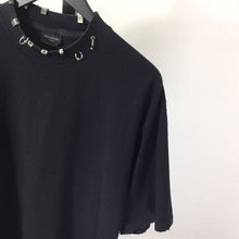 BALENCIAGA PIERCED T-SHIRT OVERSIZED IN BLACK - Y043