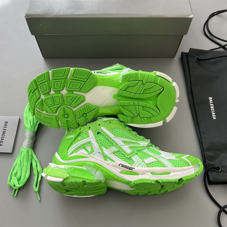 BALENCIAGA RUNNER SNEAKER FLUO GREEN - B060