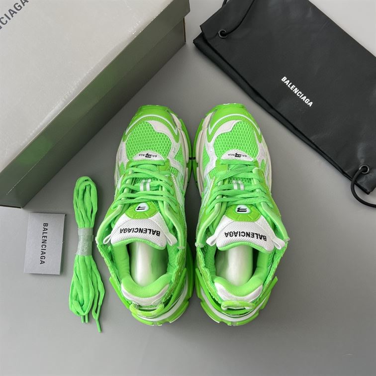 BALENCIAGA RUNNER SNEAKER FLUO GREEN - B060