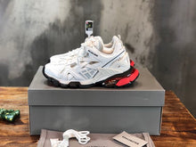 BALENCIAGA TRACK.2 WHITE RED SNEAKER - B056