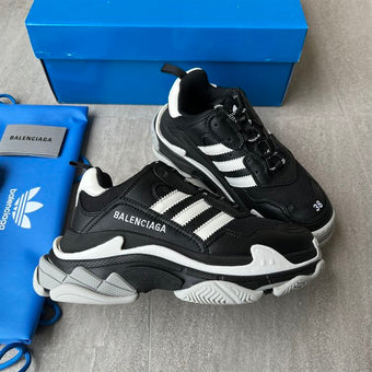 BALENCIAGA X ADIDAS TRIPLE S SNEAKER BLACK WHITE - B015