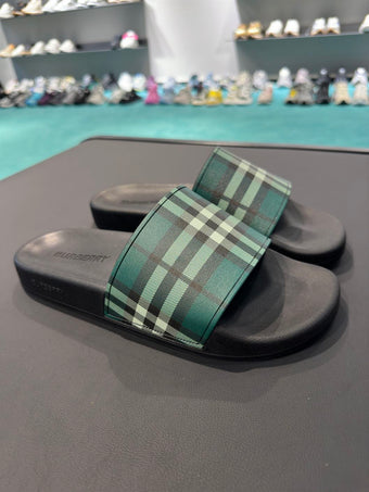 BURBERRY CHECK SLIDES - U003