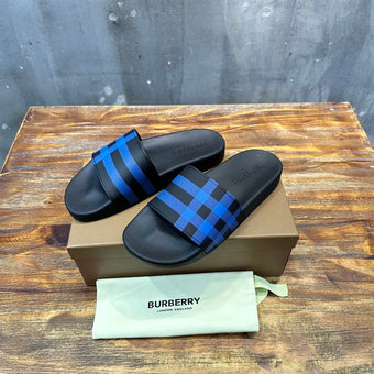 BURBERRY CHECK SLIDES - U007