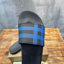 BURBERRY CHECK SLIDES - U007