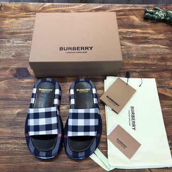 BURBERRY CHECK SLIDES - U029