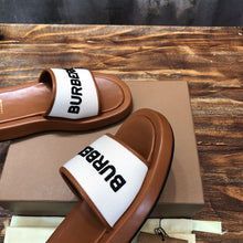 BURBERRY LOGO CANVAS SLIDE SANDALS - U030