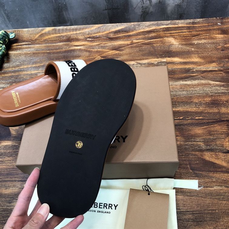 BURBERRY LOGO CANVAS SLIDE SANDALS - U030