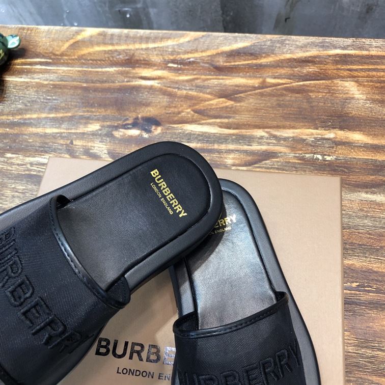 BURBERRY LOGO CANVAS SLIDE SANDALS - U031