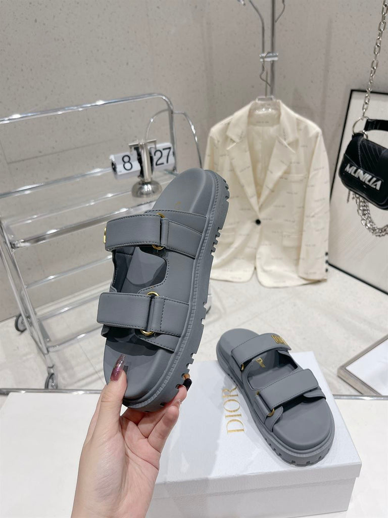 CHRISTIAN DIOR DIORACT SLIDE - D023