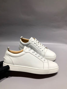 CHRISTIAN LOUBOUTIN LOUIS JUNIOR SNEAKERS - C030