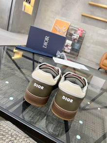 DIOR B27 LOW-TOP SNEAKER KHAKI AND BEIGE SMOOTH CALFSKIN - I066