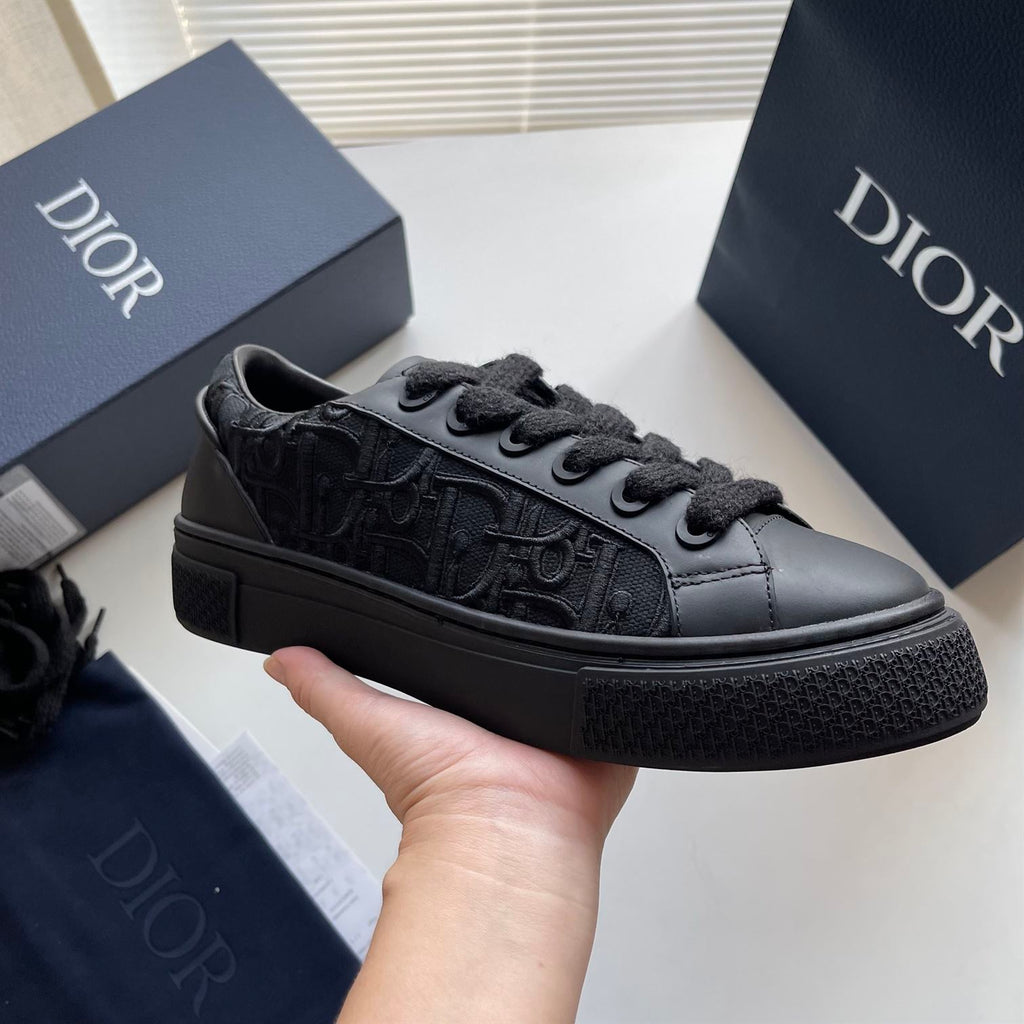 DIOR B33 SNEAKER BLACK SMOOTH CALFSKIN OBLIQUE RAISED EMBROIDERY - I107