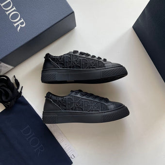 DIOR B33 SNEAKER BLACK SMOOTH CALFSKIN OBLIQUE RAISED EMBROIDERY - I107