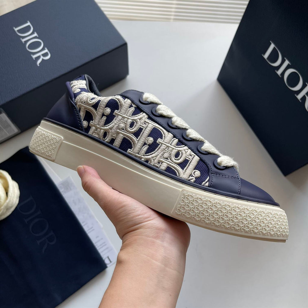 DIOR B33 SNEAKER NAVY BLUE SMOOTH CALFSKIN OBLIQUE RAISED EMBROIDERY - I108