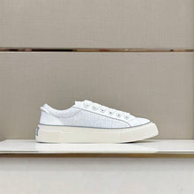 DIOR B33 SNEAKER WHITE SMOOTH CALFSKIN AND DIOR OBLIQUE JACQUARD - I103