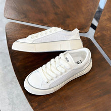 DIOR B33 SNEAKER WHITE SMOOTH CALFSKIN AND DIOR OBLIQUE JACQUARD - I103