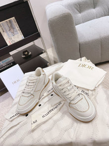 DIOR ONE SNEAKER WHITE AND NUDE DIOR OBLIQUE PERFORATED CALFSKIN - I084