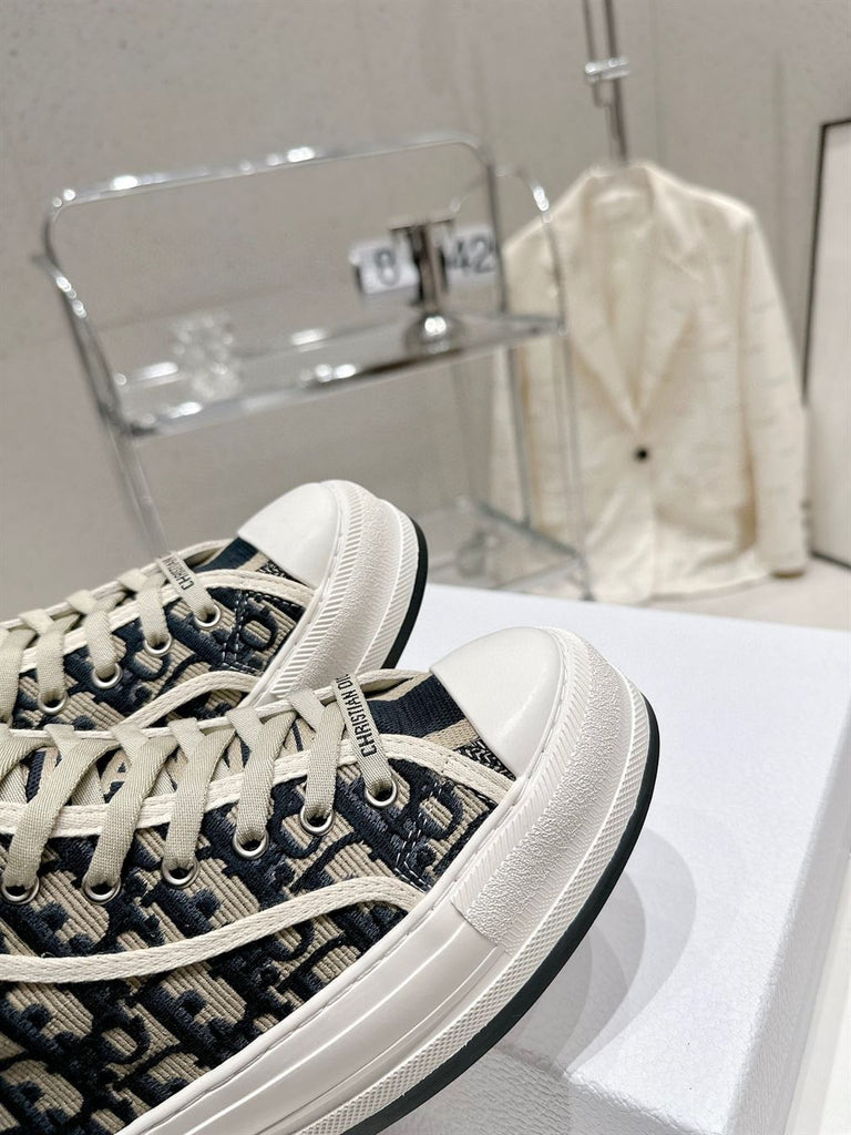 DIOR WALKNDIOR PLATFORM HIGH-TOP SNEAKER - I081