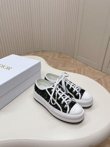 DIOR WALKNDIOR PLATFORM SNEAKER BLACK AND WHITE CANNAGE TWEED - I098