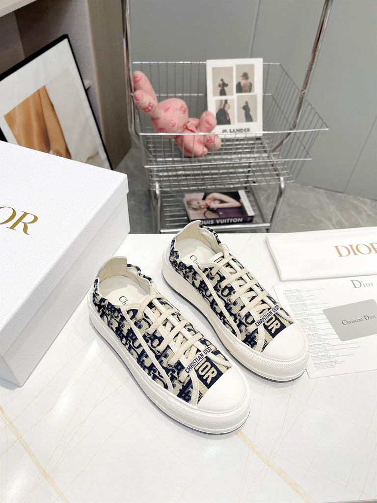 DIOR WALKNDIOR PLATFORM SNEAKER DEEP BLUE DIOR OBLIQUE EMBROIDERED COTTON - I097