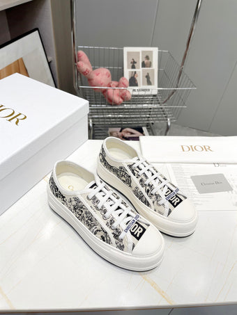 DIOR WALKNDIOR PLATFORM SNEAKER WHITE EMBROIDERED COTTON - I094